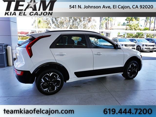Certified 2024 Kia Niro Wind w/ Wind Preserve Package image 8