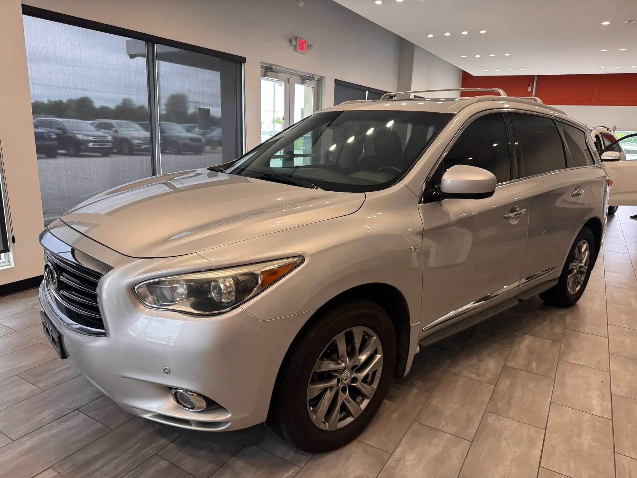 Used 2015 INFINITI QX60 Luxe w/ Premium Plus Package AWD/4WD image 7