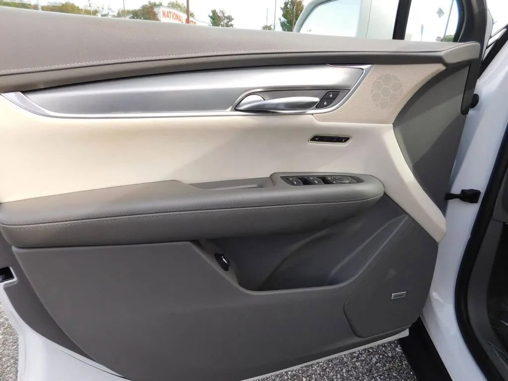 Used 2019 Cadillac XT5 Luxury image 17