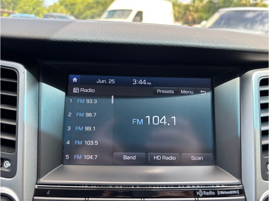 Used 2018 Hyundai Tucson Value FWD image 25