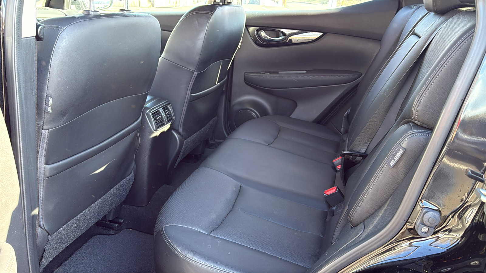 Used 2022 Nissan Rogue Sport SL image 21