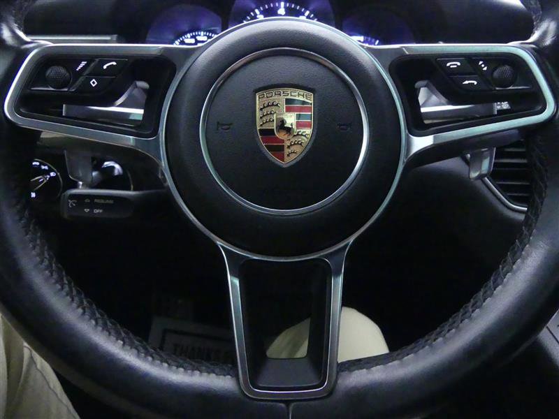 Used 2018 Porsche Macan Turbo image 17
