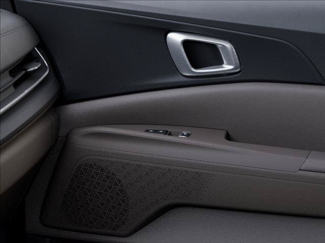 New 2026 Kia Carnival EX FWD image 25