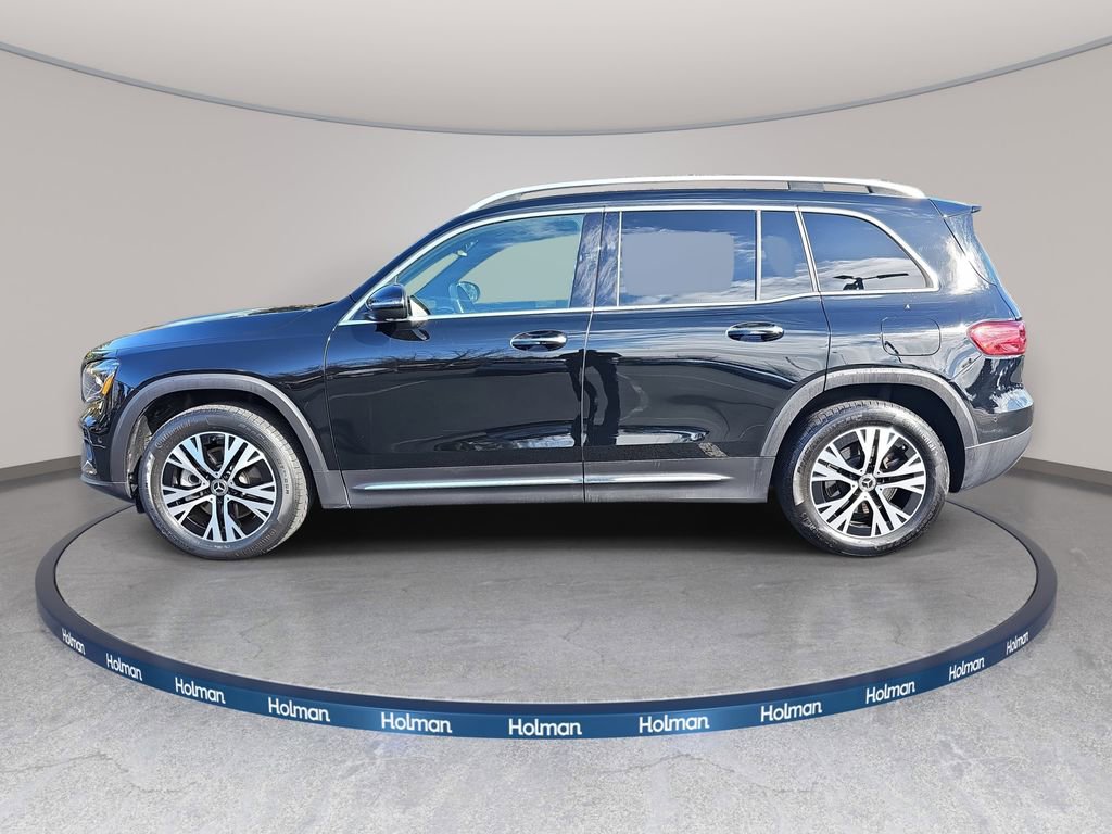 Used 2025 Mercedes-Benz GLB 250 4MATIC image 9