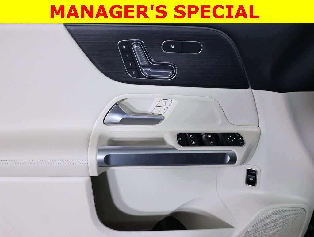 Certified 2025 Mercedes-Benz GLB 250 4MATIC image 9