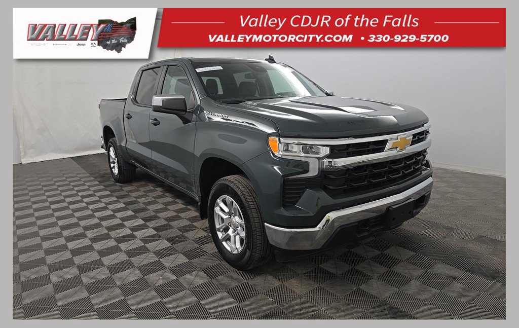 Used 2025 Chevrolet Silverado 1500 LT AWD/4WD image 1