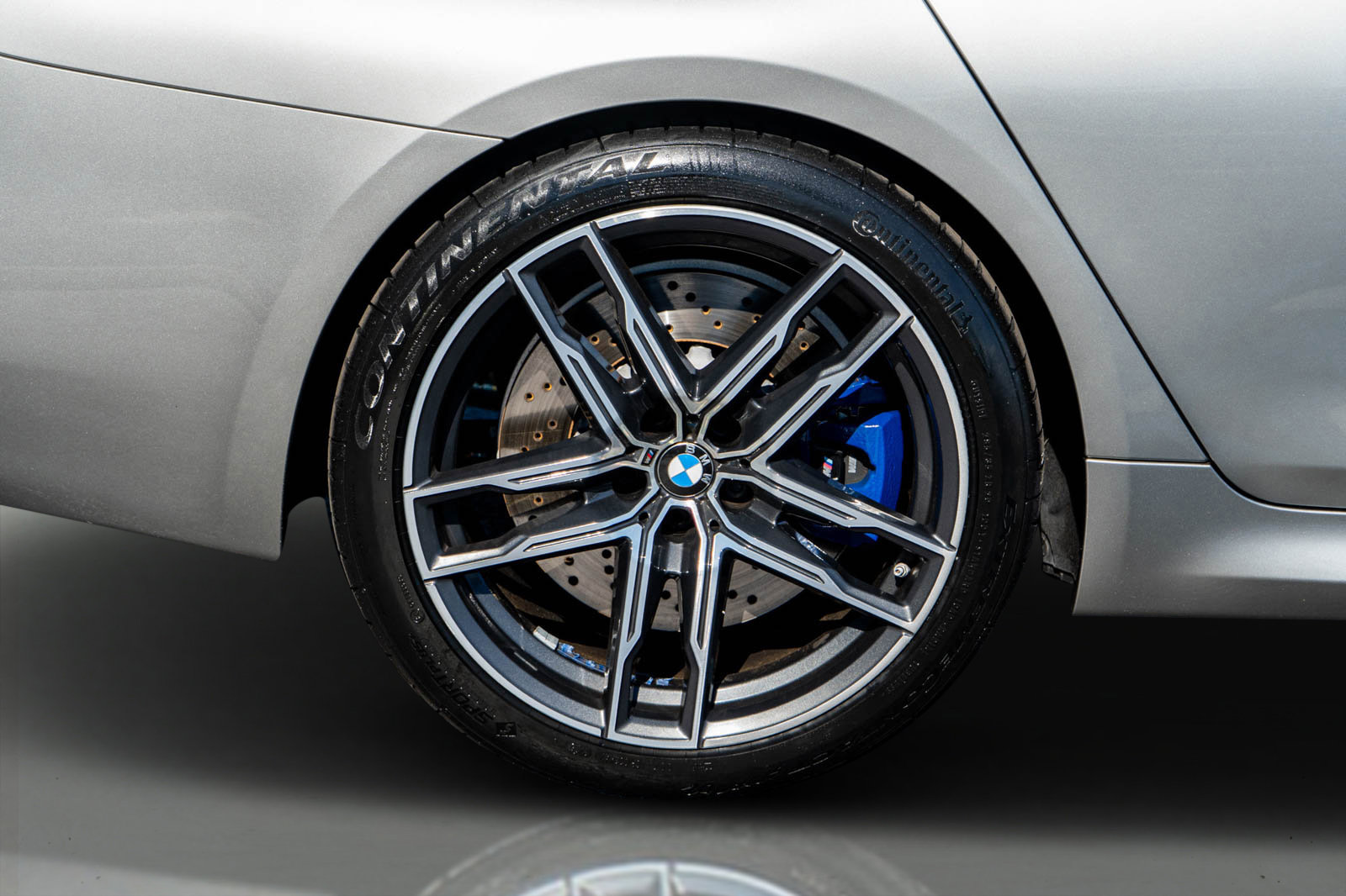 Used 2021 BMW M5 w/ Executive Package image 15