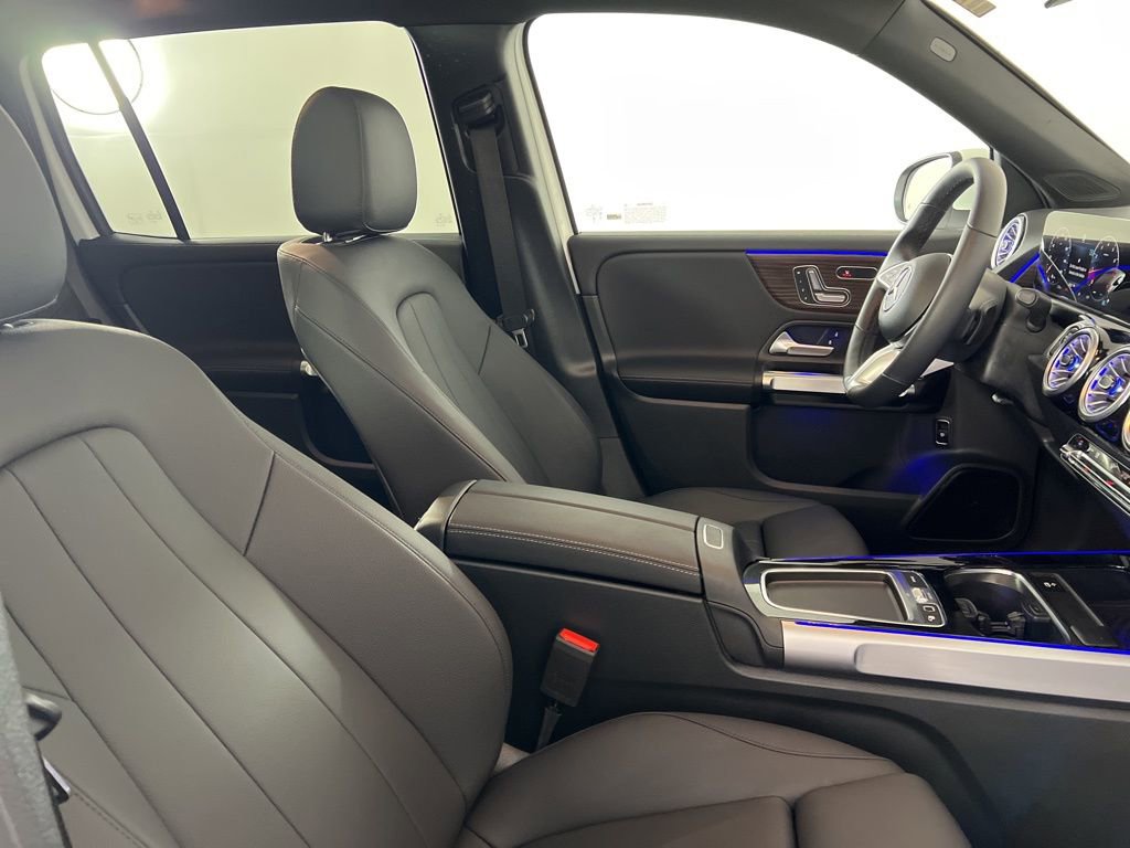 Certified 2026 Mercedes-Benz GLB 250 4MATIC image 16