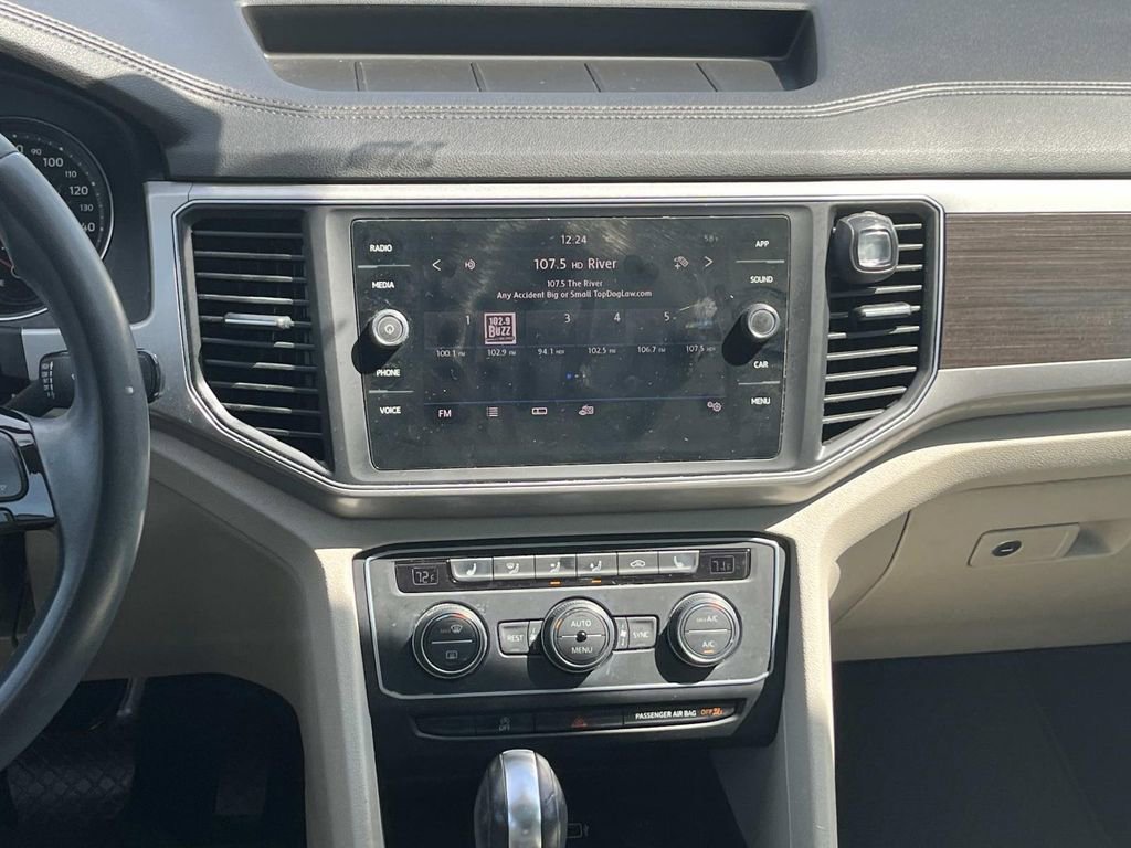 Used 2019 Volkswagen Atlas SE image 16