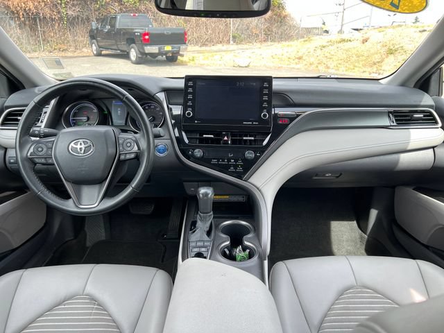 Used 2021 Toyota Camry SE w/ Audio Upgrade Package FWD image 11