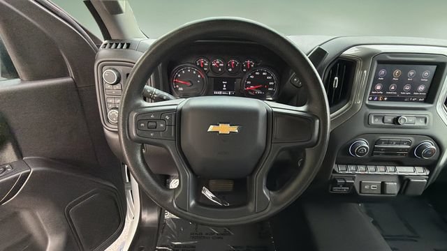 Used 2025 Chevrolet Silverado 2500 Custom w/ Custom Value Package AWD/4WD image 12