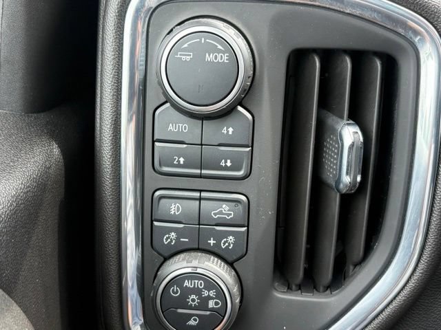 Used 2022 Chevrolet Silverado 2500 LTZ w/ LTZ Plus Package AWD/4WD image 19