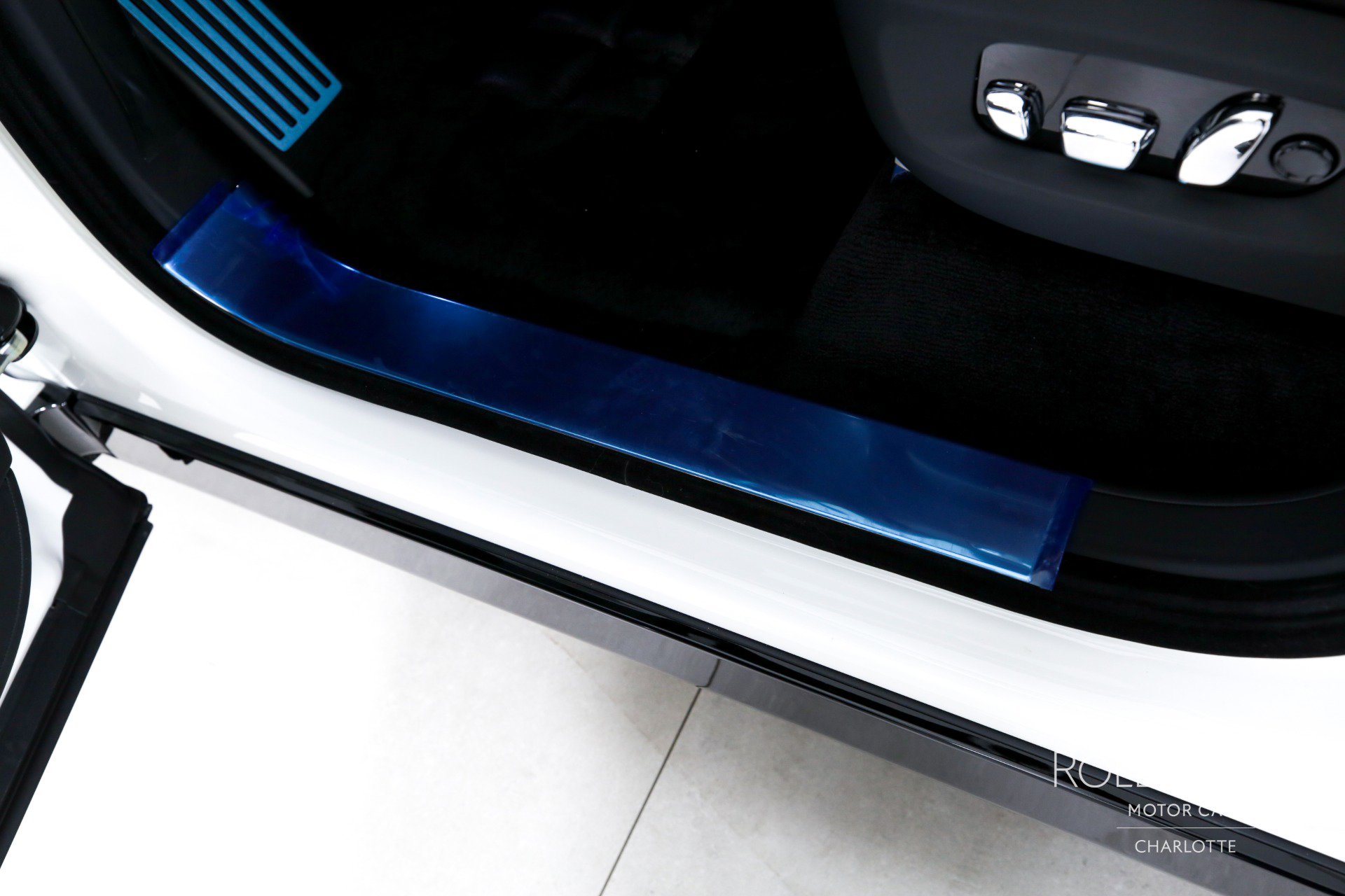 New 2026 Rolls-Royce Cullinan image 17