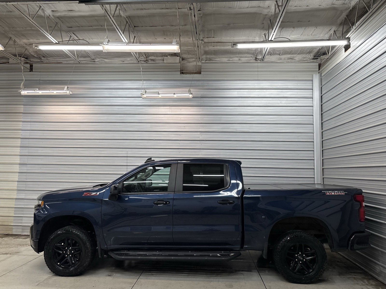 Used 2021 Chevrolet Silverado 1500 LT Trail Boss w/ Bed Protection Package image 8