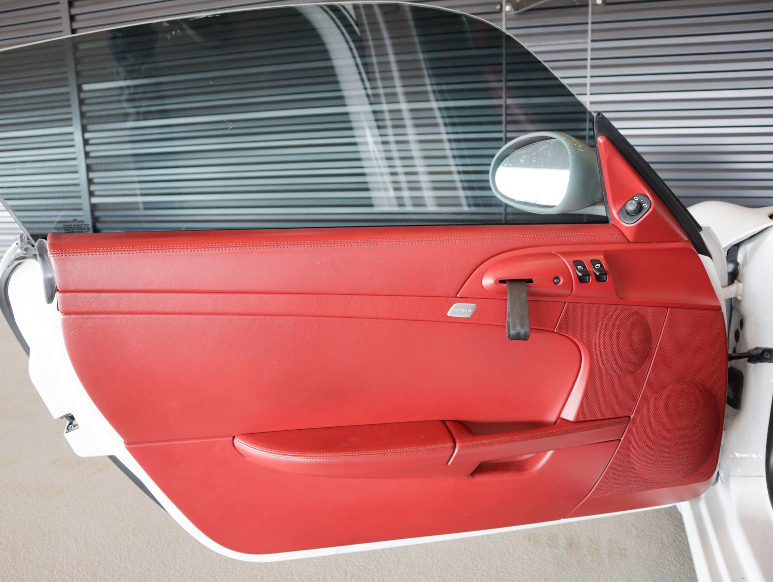 Used 2011 Porsche Boxster Spyder image 21