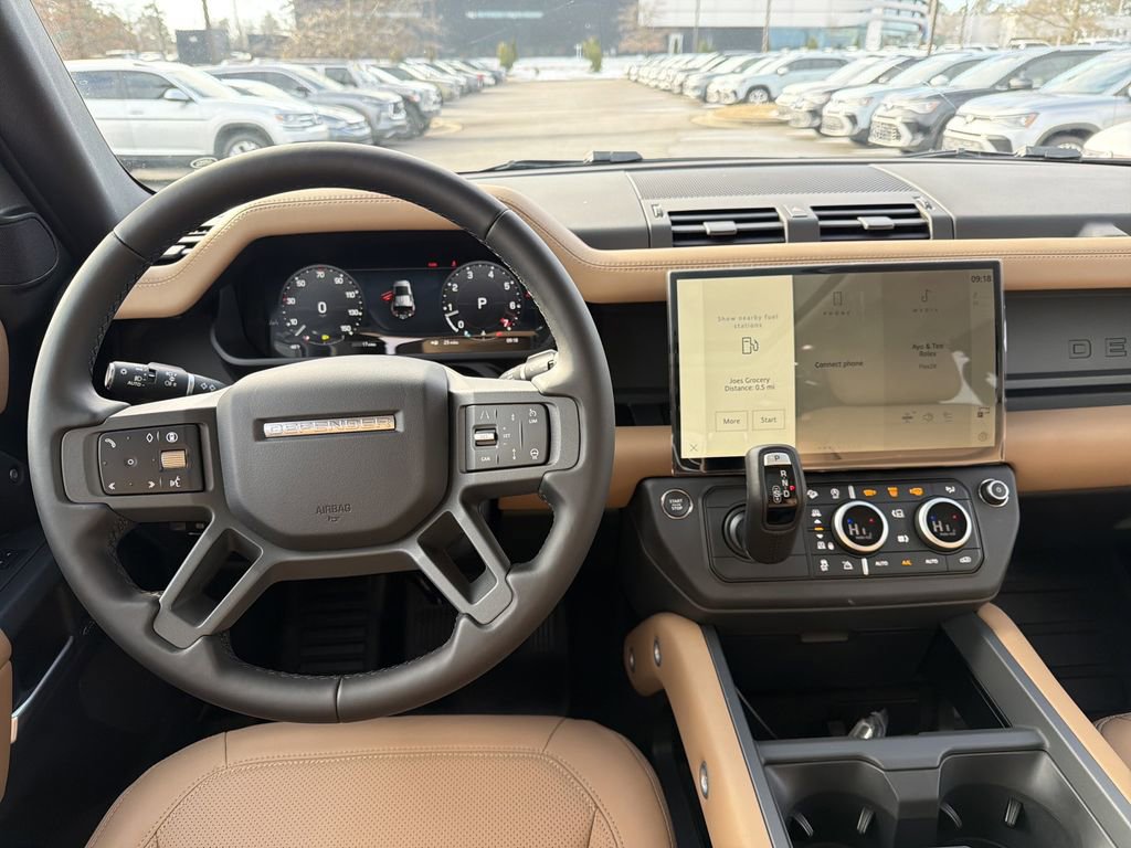 New 2026 Land Rover Defender 110 X-Dynamic SE image 4