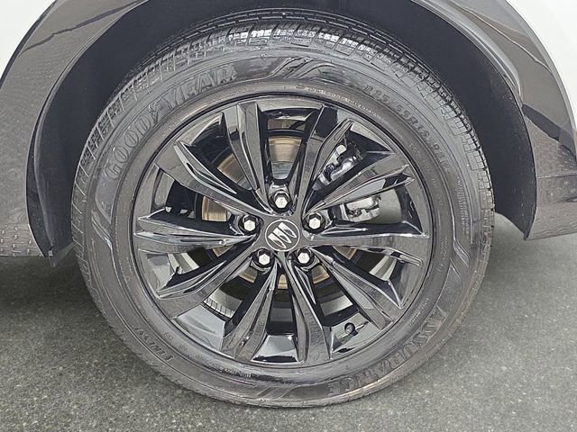 Used 2025 Buick Envista Sport Touring image 32