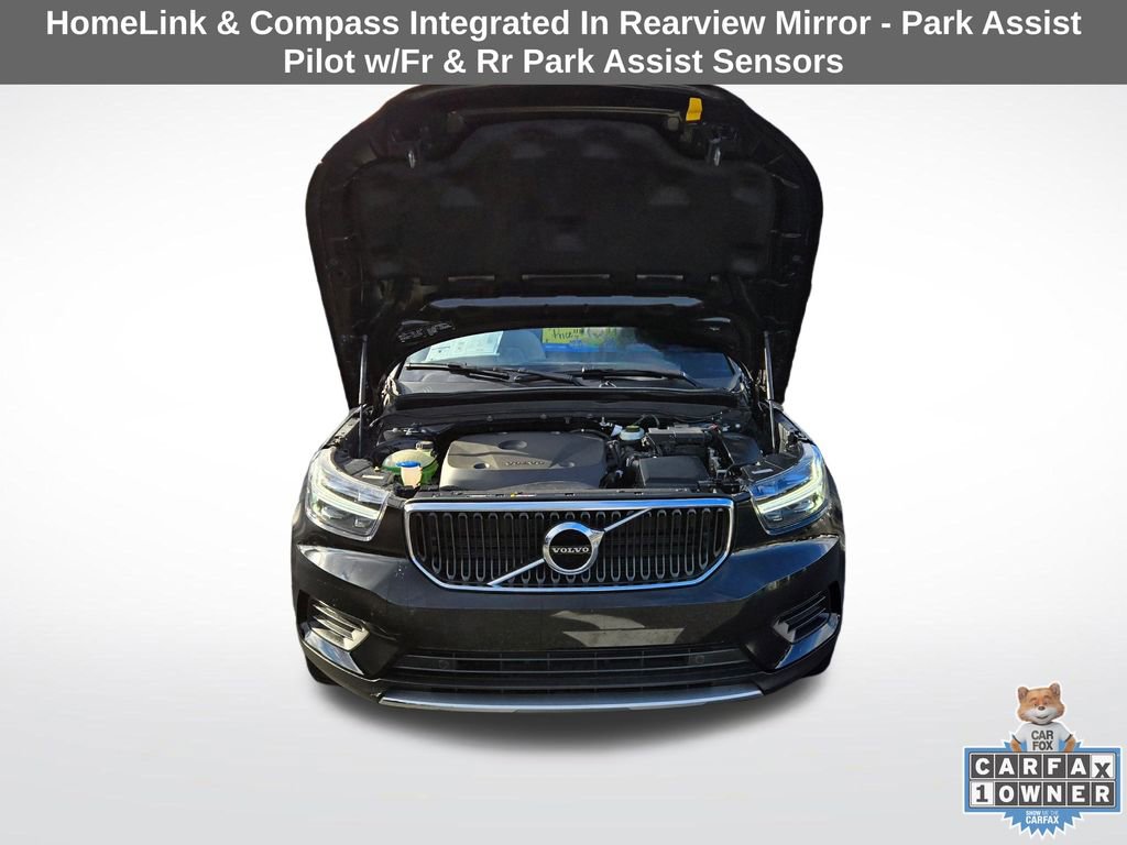 Used 2019 Volvo XC40 T4 Momentum image 18