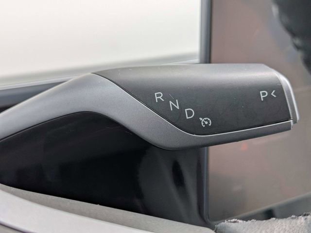 Used 2023 Tesla Model Y Long Range AWD/4WD image 24