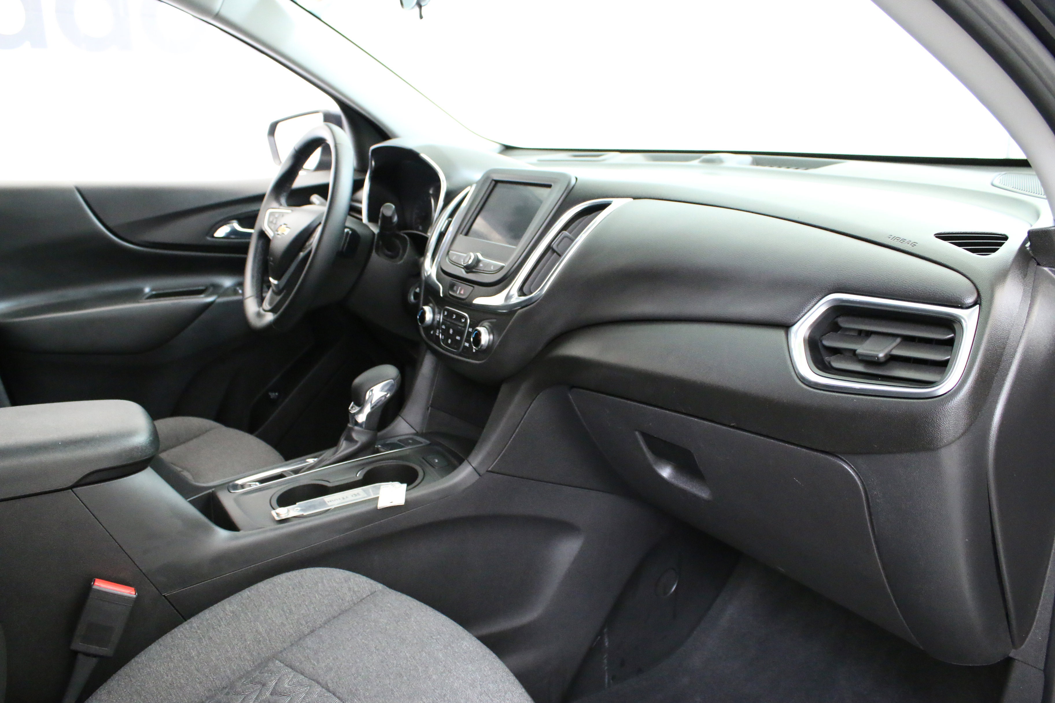 Used 2023 Chevrolet Equinox LT image 30