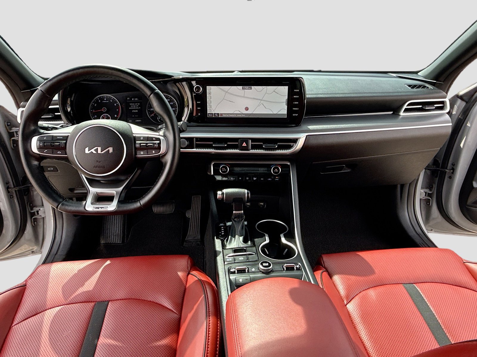 Used 2023 Kia K5 GT-Line image 3