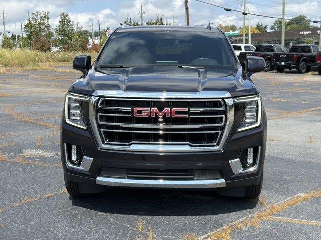 Used 2023 GMC Yukon XL SLT w/ SLT Premium Package AWD/4WD image 2