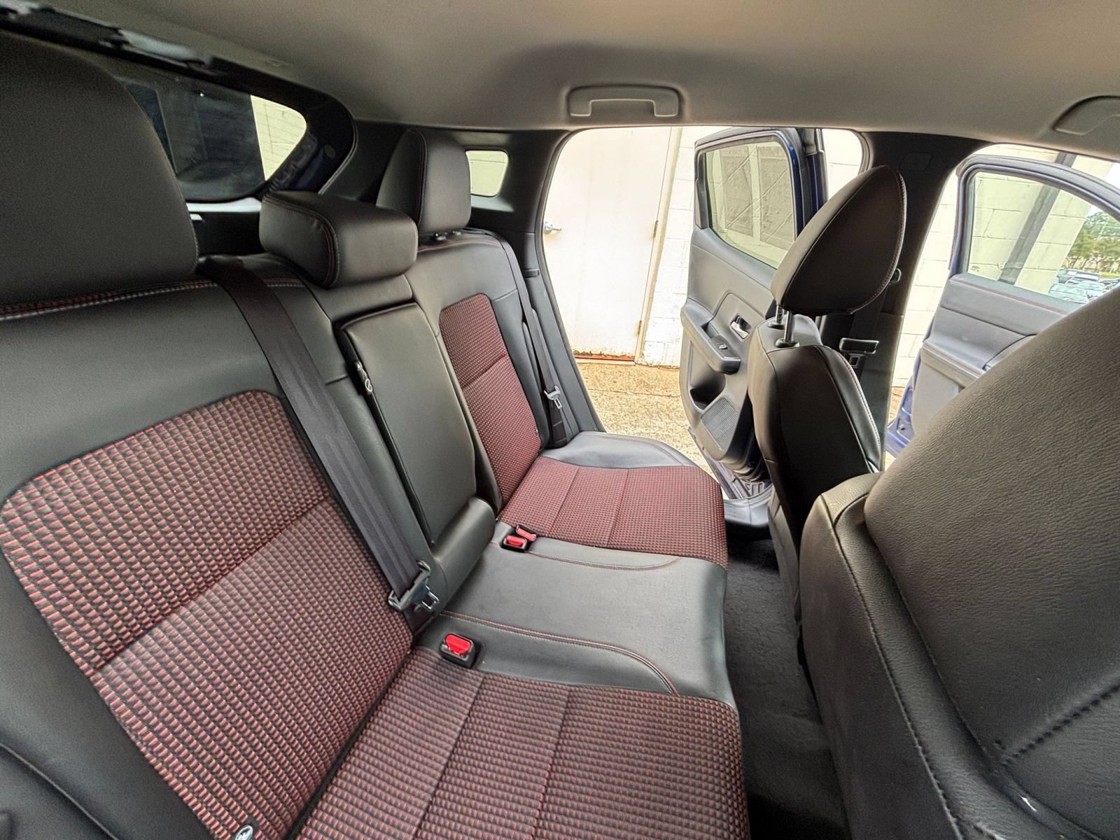 Used 2026 Nissan Kicks SR AWD/4WD image 22