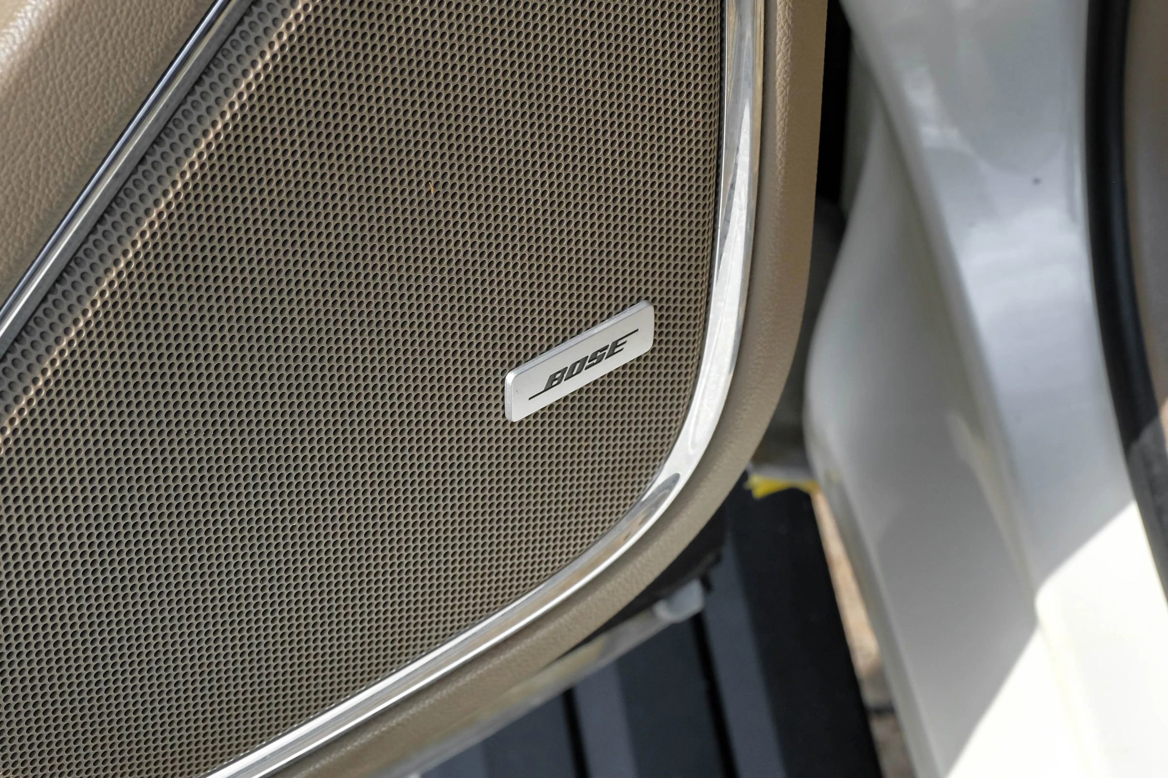 Used 2015 Chevrolet Suburban LTZ image 55