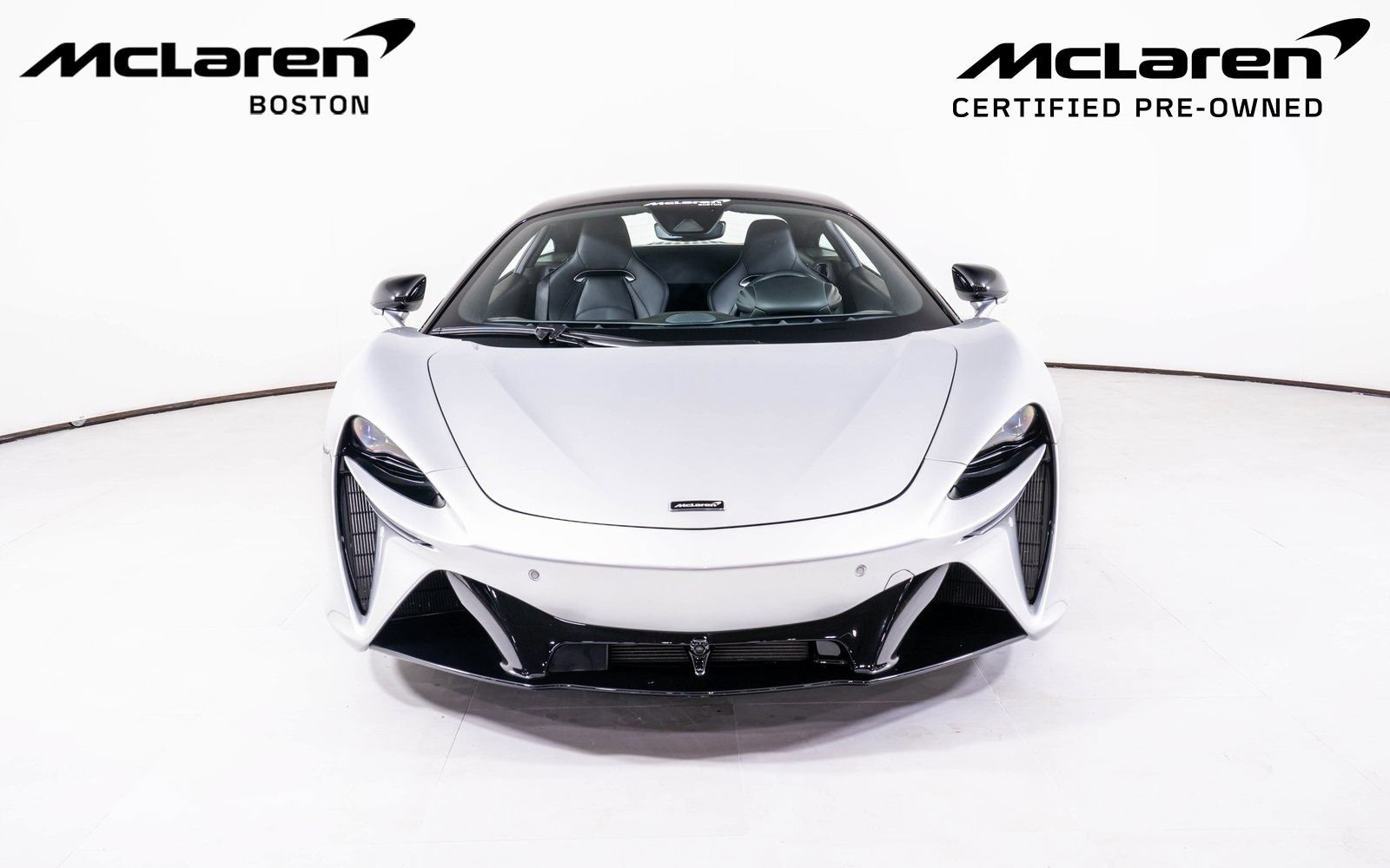 Used 2023 McLaren Artura RWD image 8
