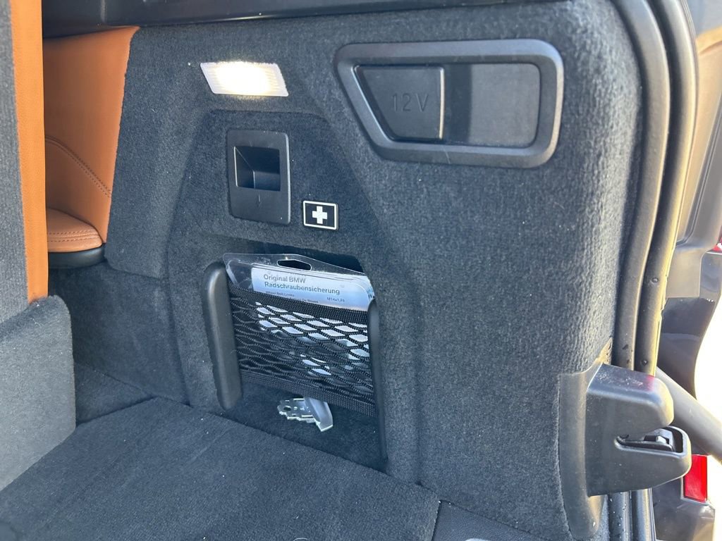 Used 2021 BMW X7 xDrive40i w/ M Sport Package image 34