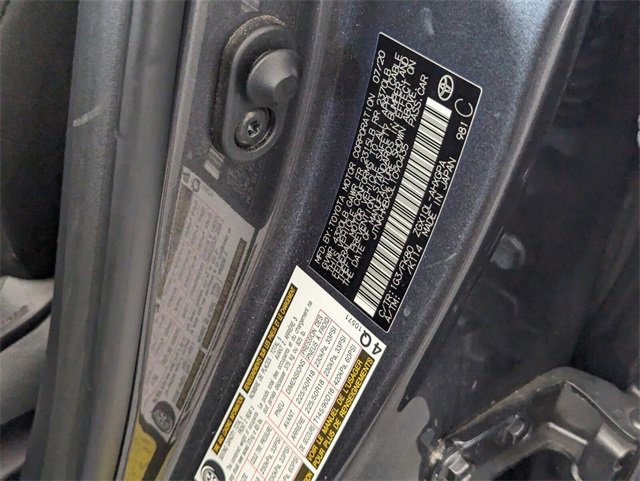 Used 2020 Toyota C-HR image 19