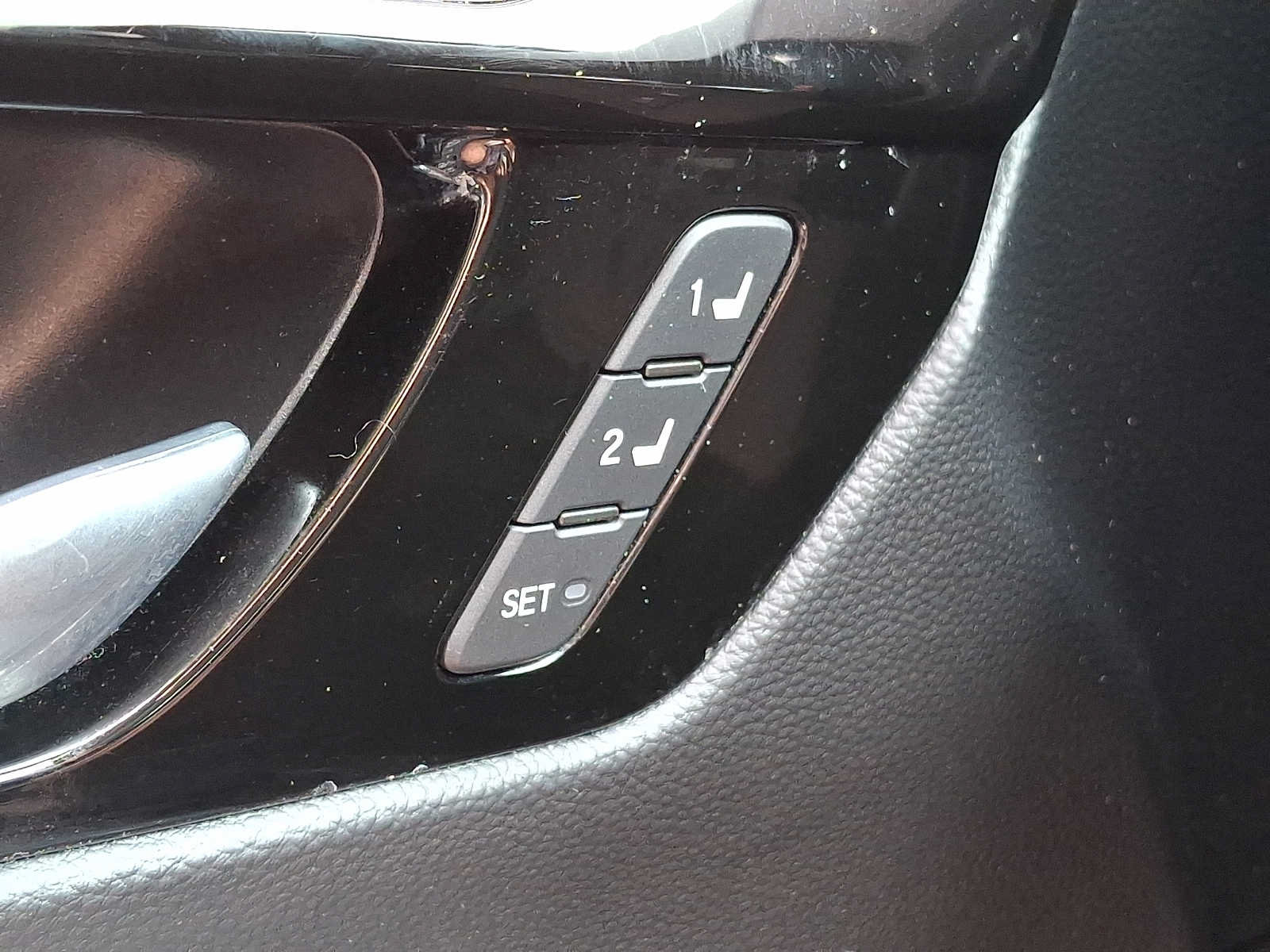 Used 2024 Honda CR-V EX-L image 25