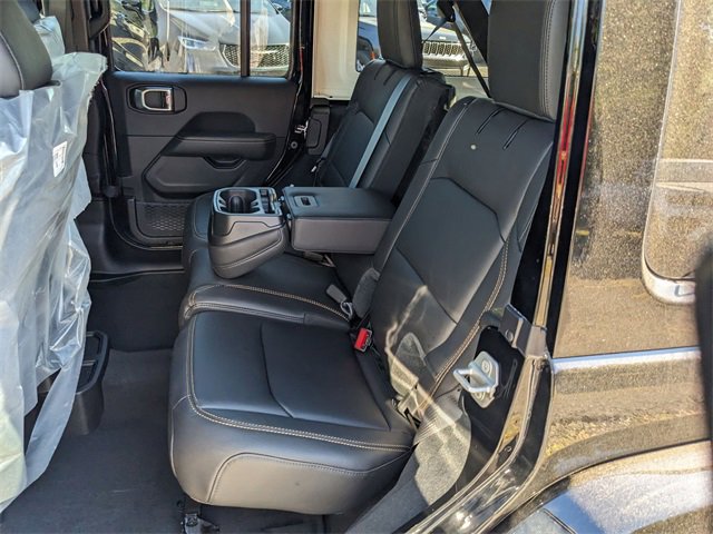New 2025 Jeep Wrangler Sahara image 9