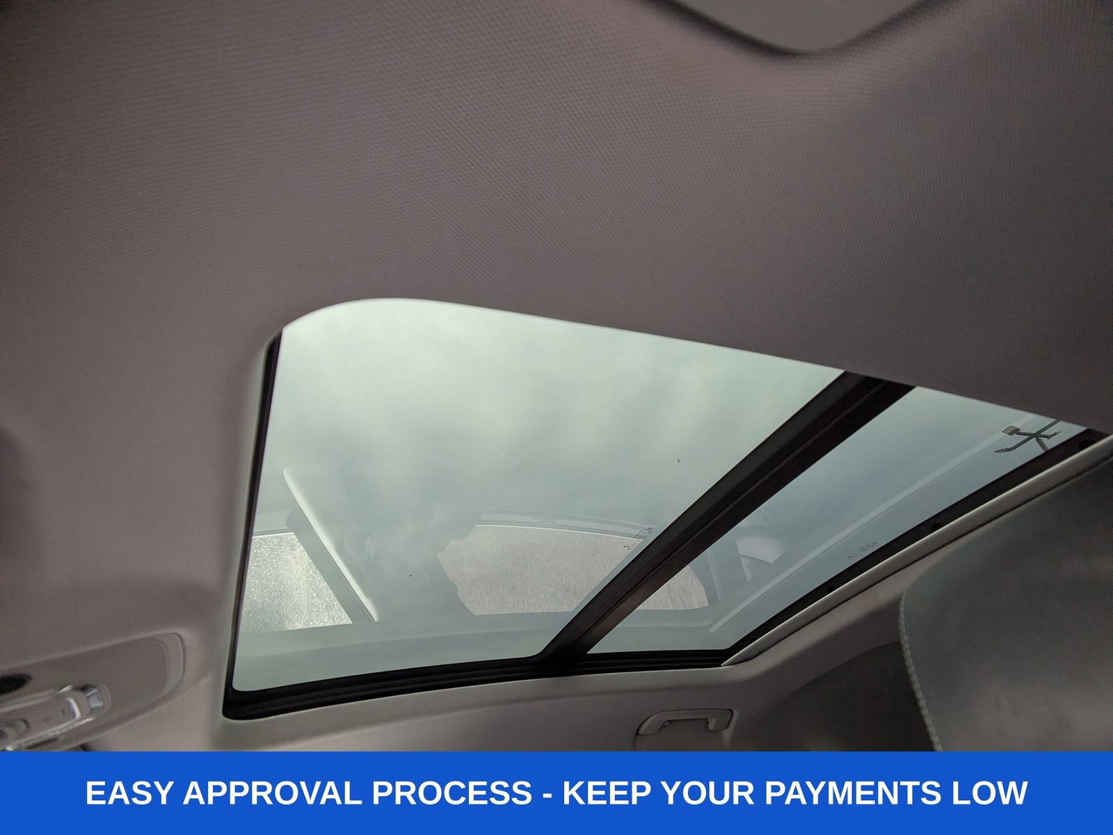 Used 2019 Audi e-tron Prestige w/ Prestige Package image 27