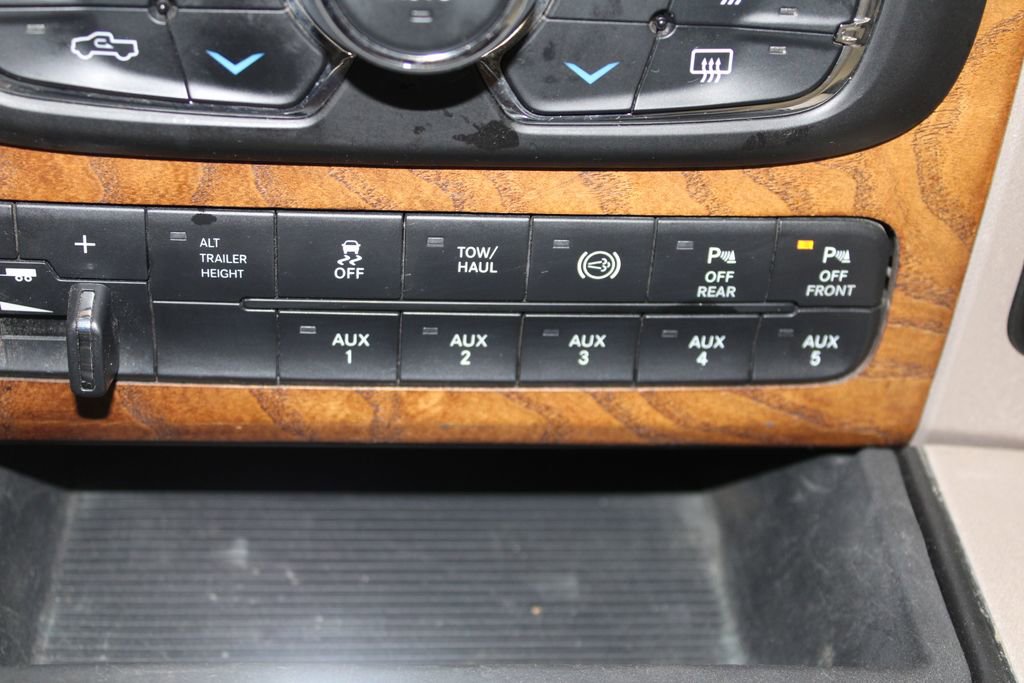 Used 2018 RAM 2500 Longhorn w/ Longhorn Southfork Package image 44