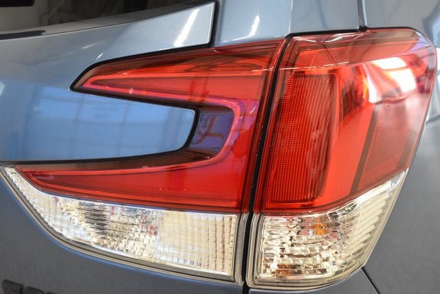 Used 2022 Subaru Forester Limited AWD/4WD image 12