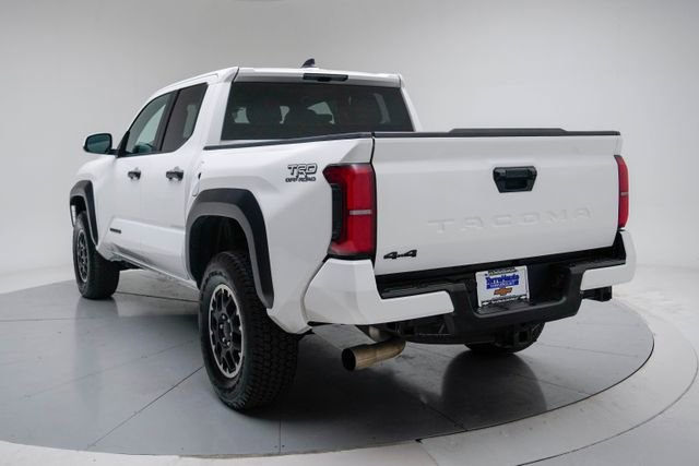 Used 2024 Toyota Tacoma TRD Off-Road AWD/4WD image 3