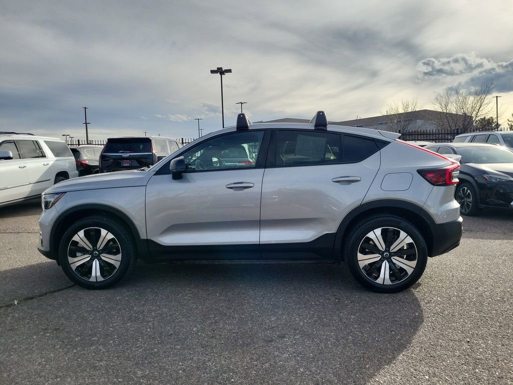 Used 2023 Volvo C40 Recharge Core image 7