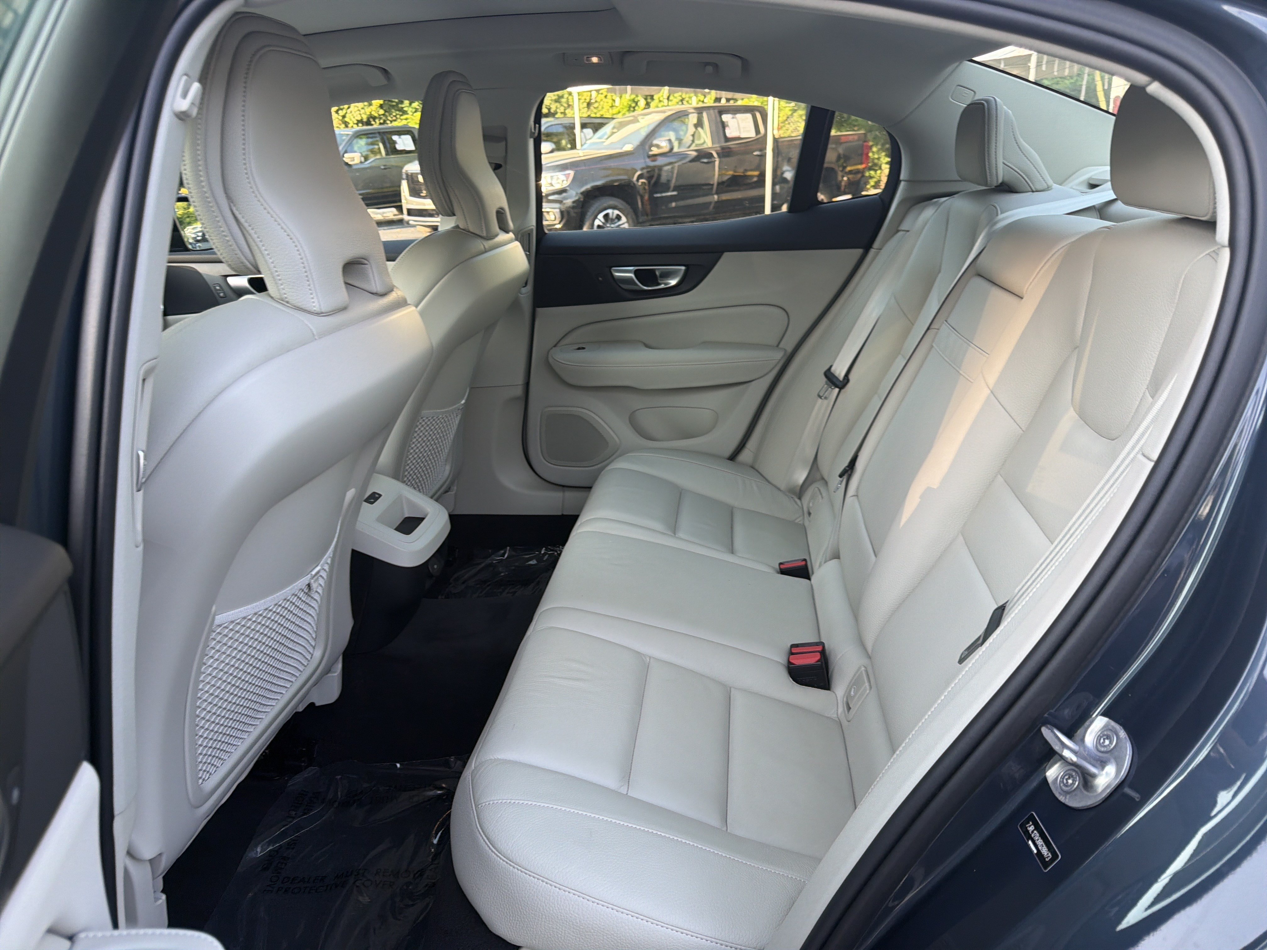 Used 2024 Volvo S60 B5 Core w/ Climate Package AWD/4WD image 32
