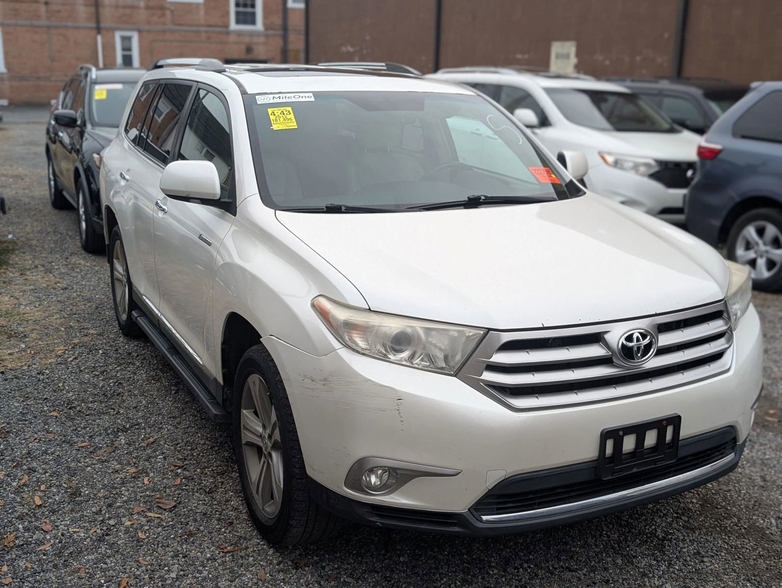Used 2012 Toyota Highlander Limited image 10