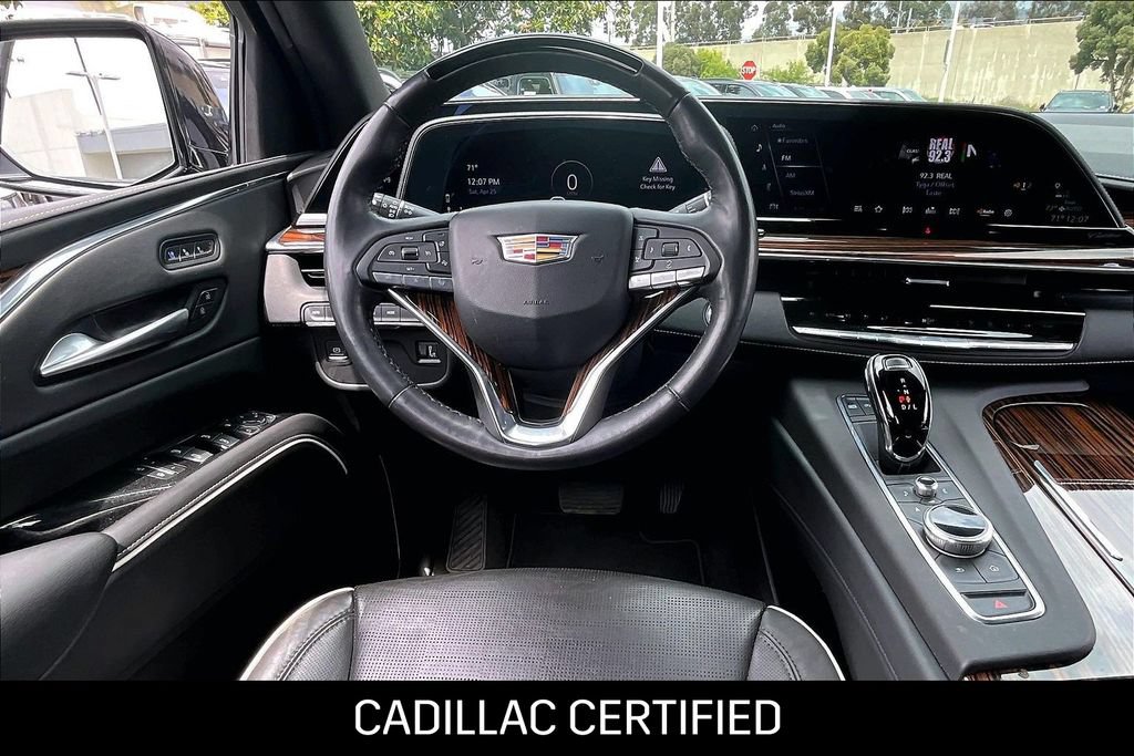 Certified 2023 Cadillac Escalade Premium Luxury AWD/4WD image 7