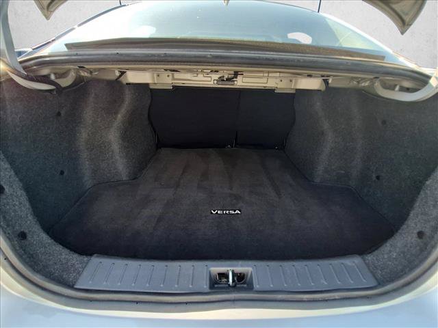 Used 2025 Nissan Versa SV FWD image 6