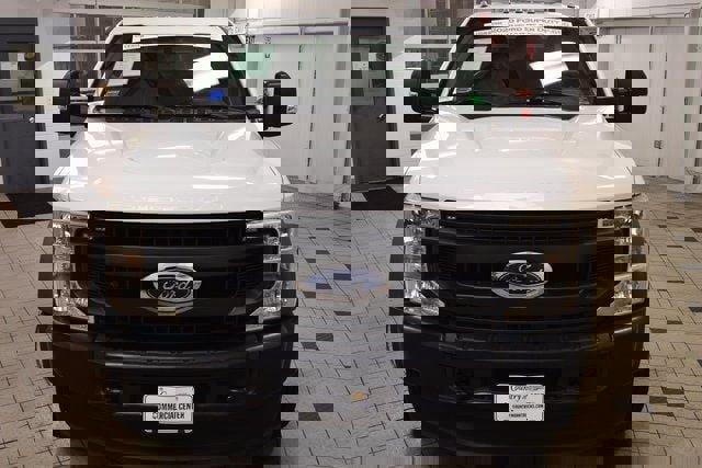Used 2020 Ford F550 4x4 Crew Cab Super Duty image 2