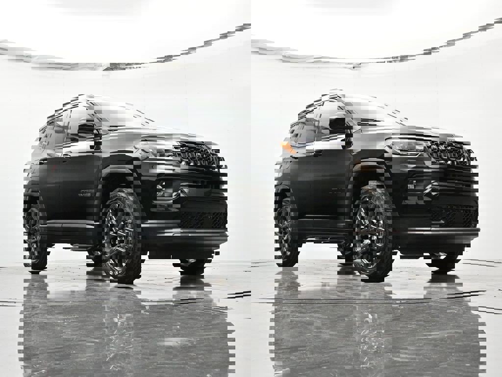 New 2026 Jeep Compass Latitude image 38