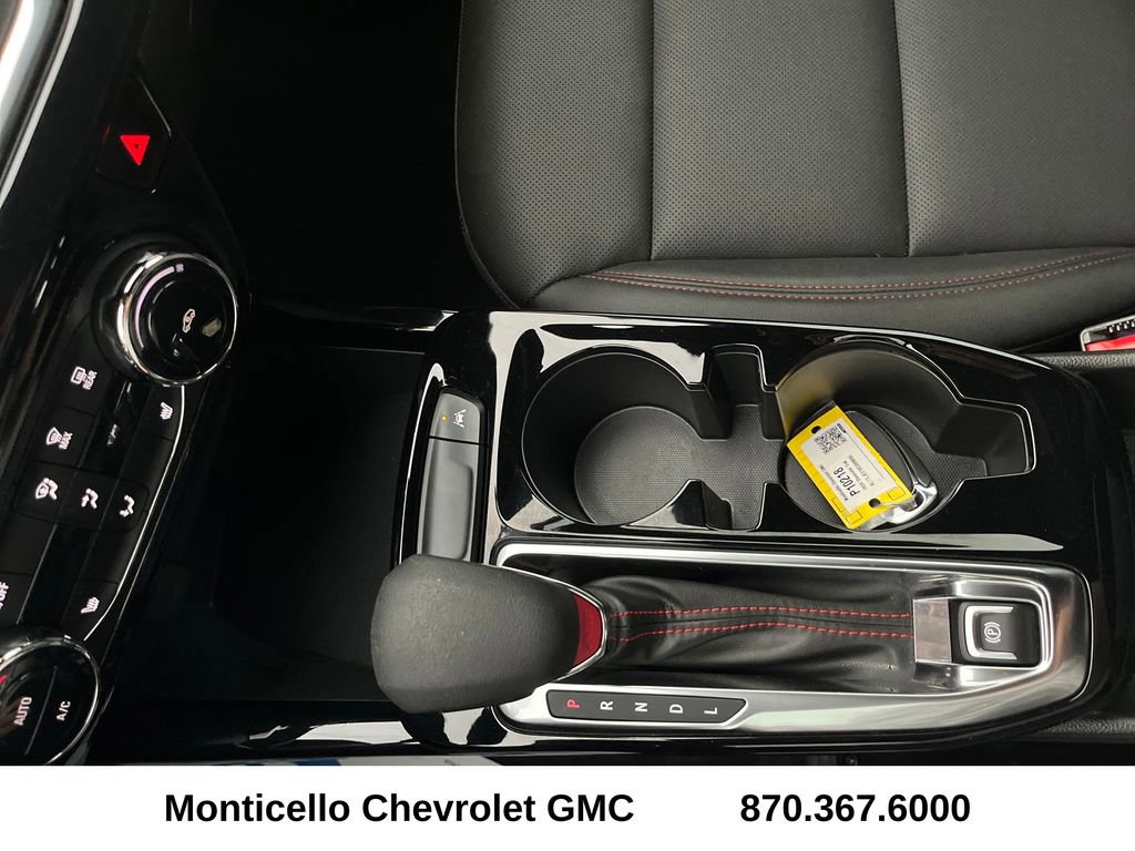 Used 2024 Chevrolet Trax RS w/ Driver Confidence Package FWD image 17