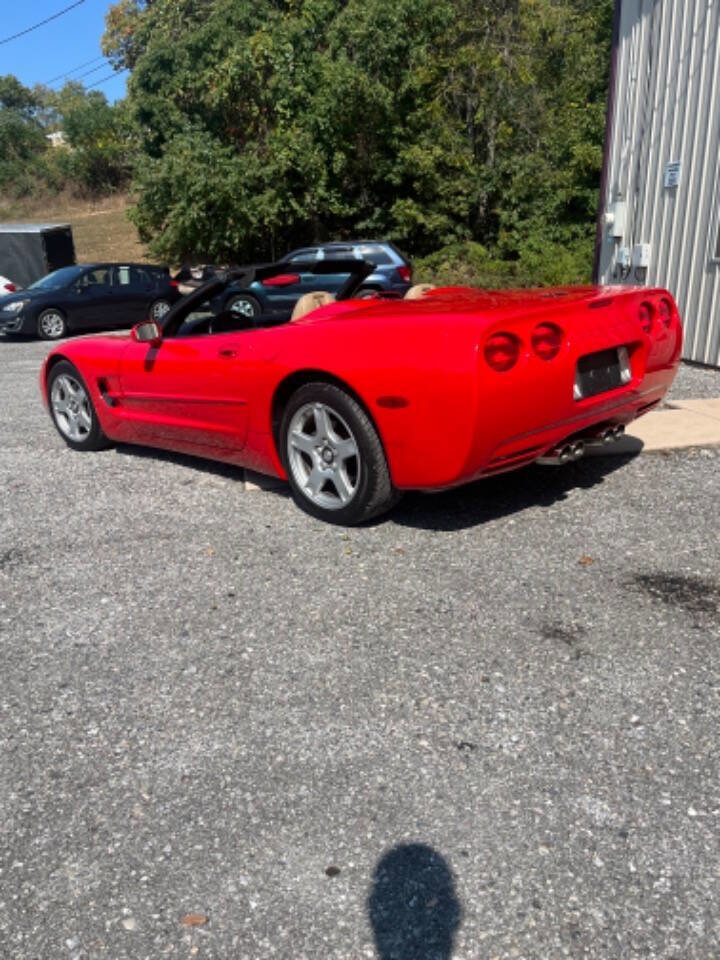 Used 1999 Chevrolet Corvette Convertible image 3