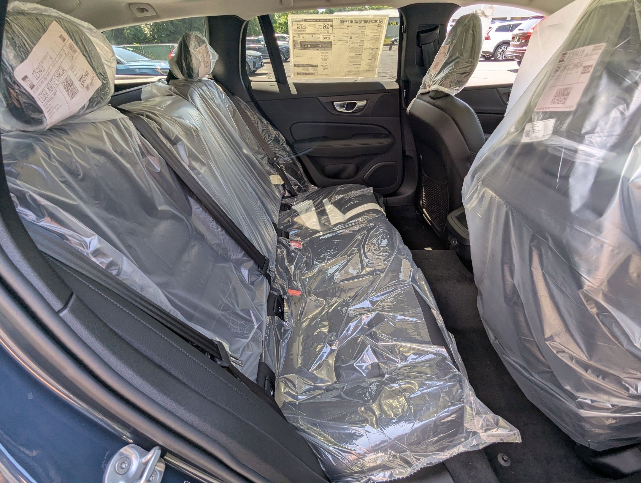 New 2026 Volvo V60 B5 Cross Country Plus w/ Protection Package Premier image 21