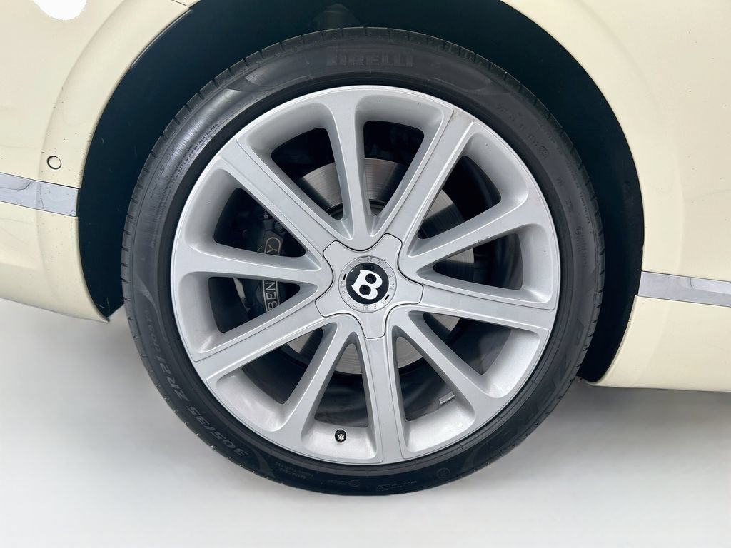 Certified 2022 Bentley Continental GT AWD/4WD image 37