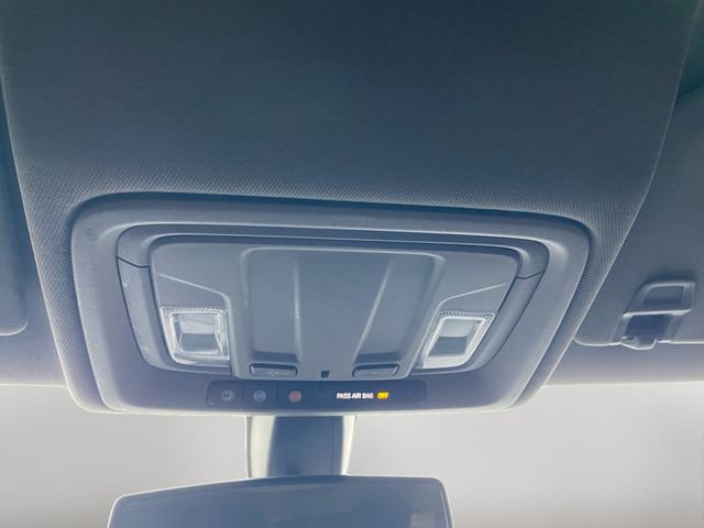 Used 2020 Chevrolet Silverado 1500 Custom w/ Custom Value Package image 28