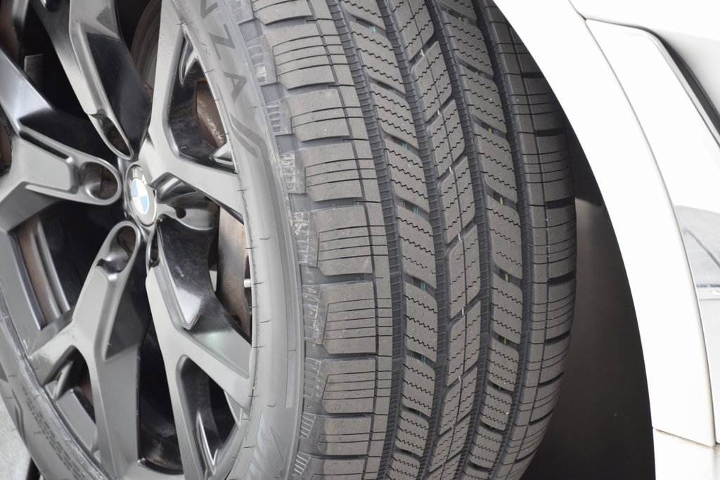 Used 2023 BMW X7 xDrive40i w/ Parking Assistance Package image 33